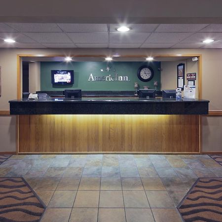 Americinn By Wyndham Hartford Wi Экстерьер фото