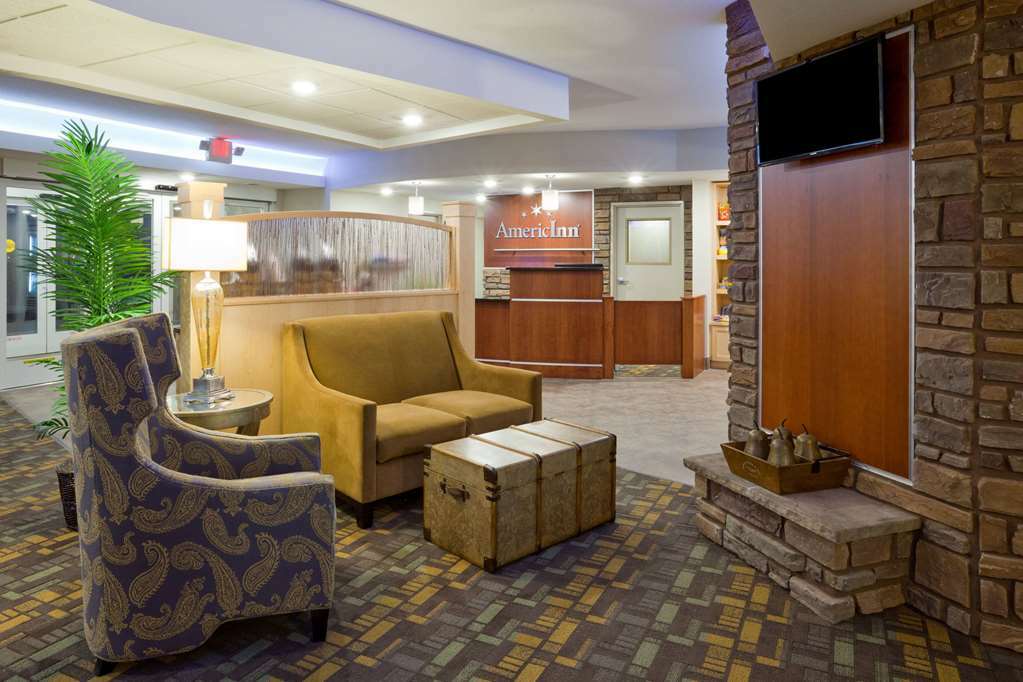 Americinn By Wyndham Hartford Wi Интерьер фото